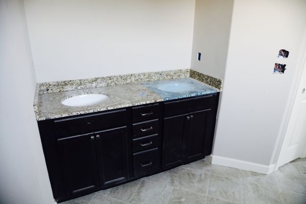 Granite Bathroom Remodeling in Rockford